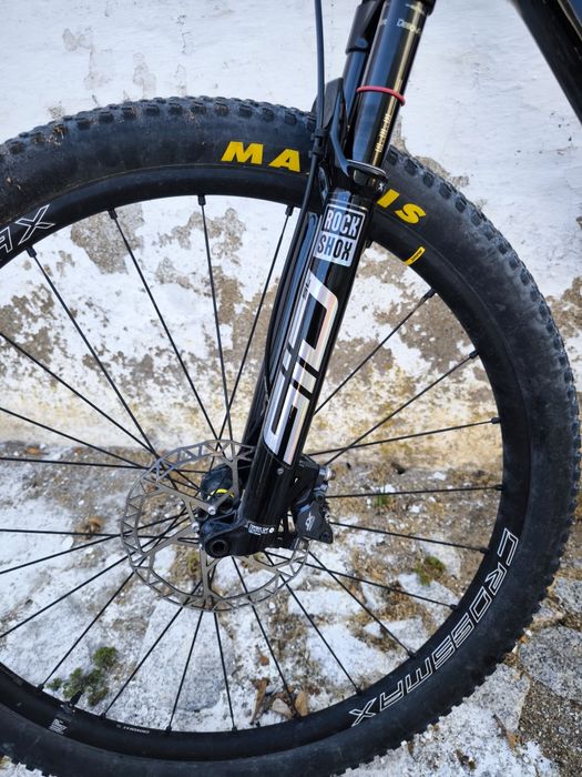 Berria Bravo carbono M