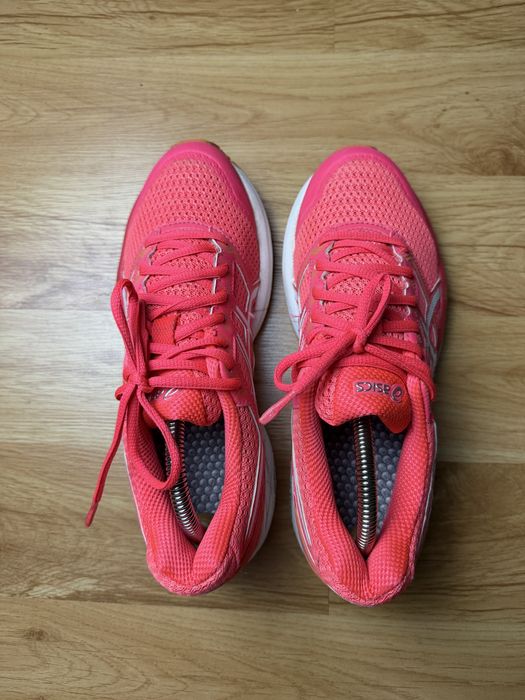 buty asics do biegania