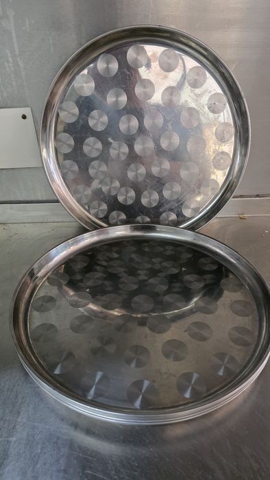 7 bandejas com 33cm
