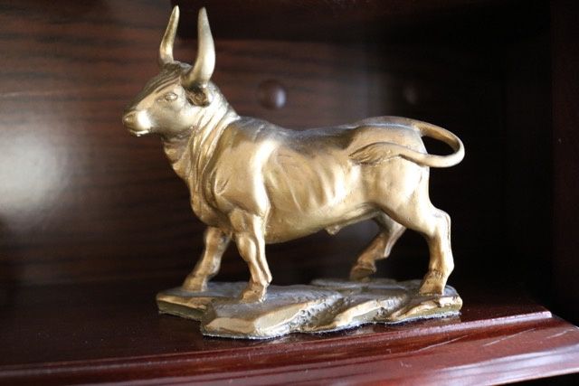 Animais em ferro maciço