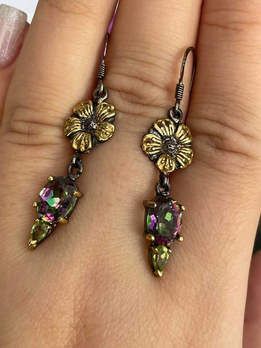 Серьги из серебра 925 пробы с мистик топазом  5х7 мм.
