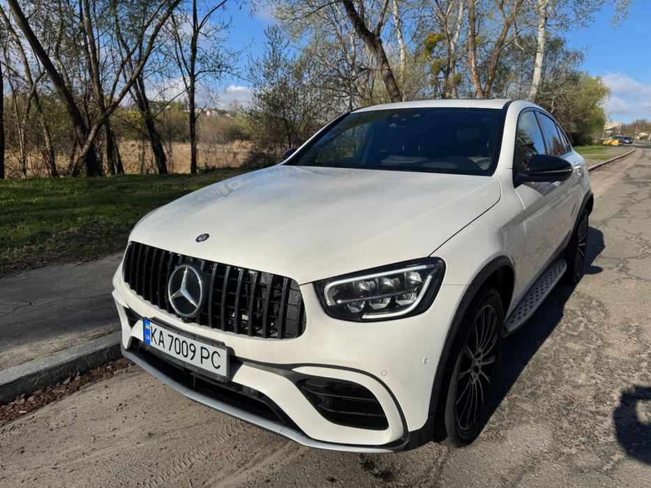 Mercedes Benz  4 matic Glc 300 COUPE 2020 рест full