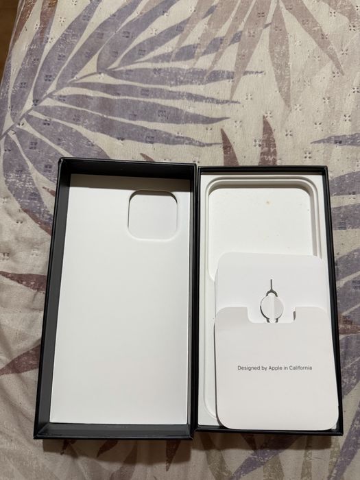 Iphone 13 Pro Max com caixa original