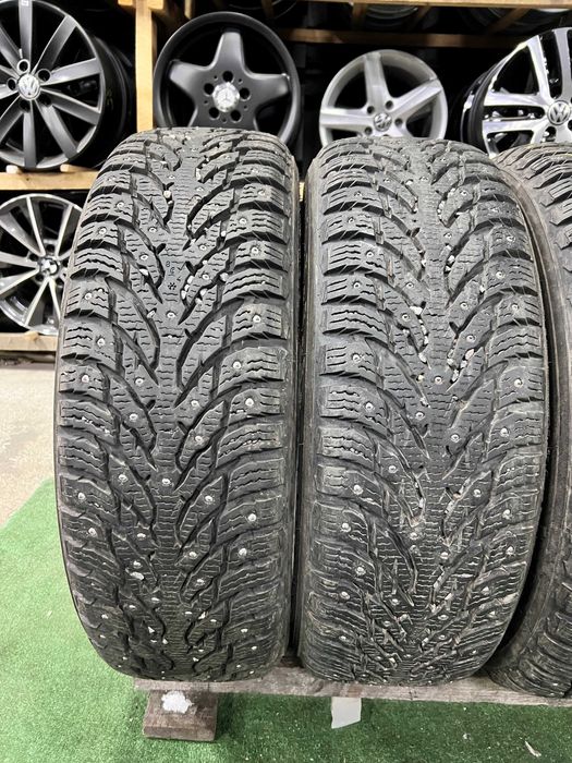 Шини 225/65 r17 Nokian Висота протектора 8мм.