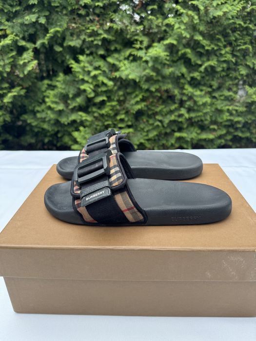 Męskie klapki Burberry