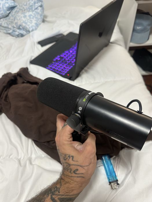 Shure Sm7b Db ( sem caixa) + cabo