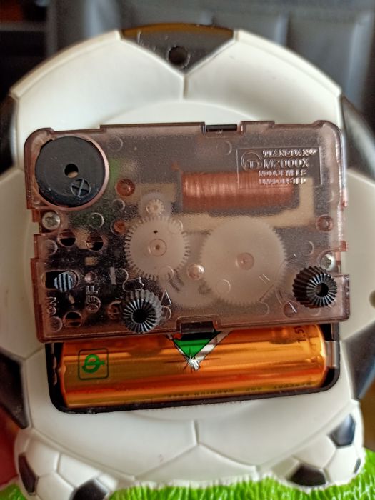 Relógio com despertador bola. Quarto cozinha apartamento vivenda carro