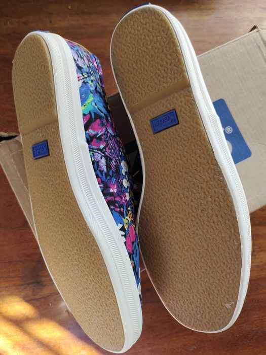 Яскраві кеди на стопу 24см