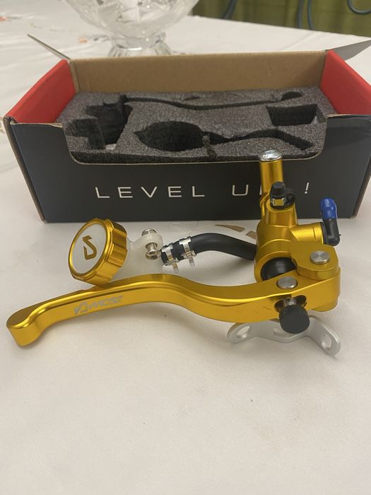 Bomba Travão Most Racing nova e outros acessorios