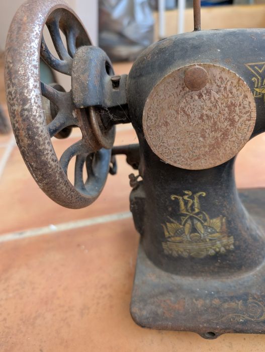 Máquina de costura Singer, antiga