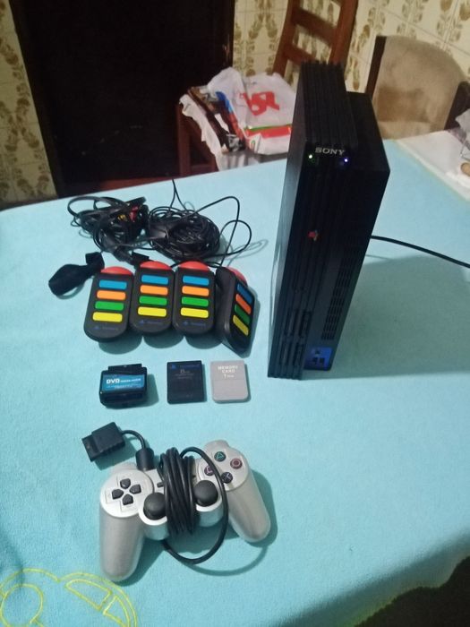 Vendo Playstation 2