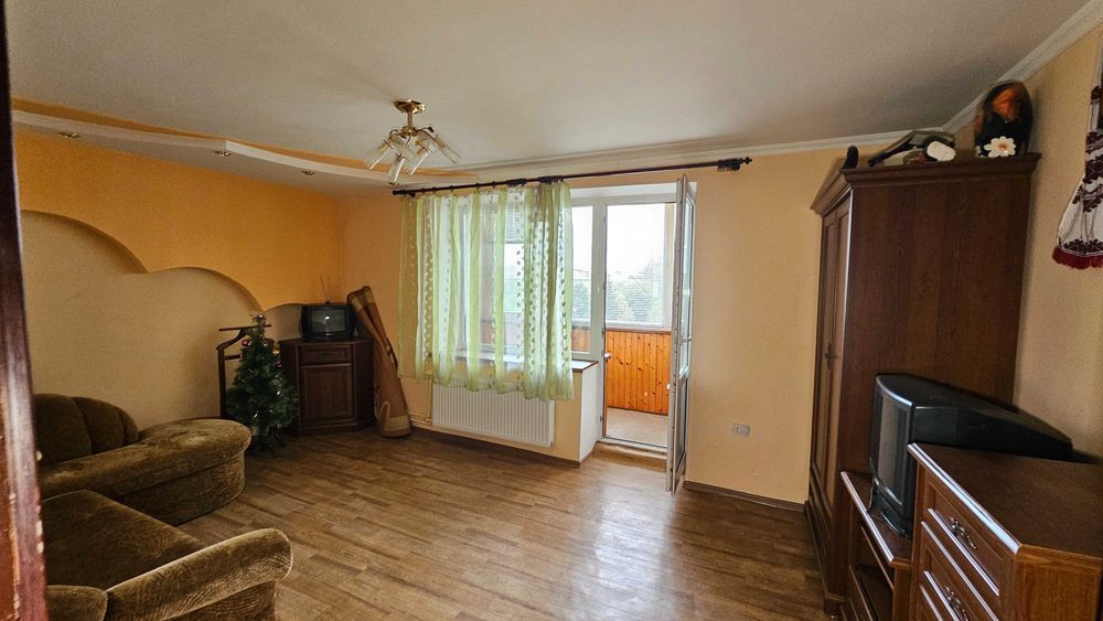Продаж 2-кімнатної квартири в центрі Яготина (р-н Каштани)