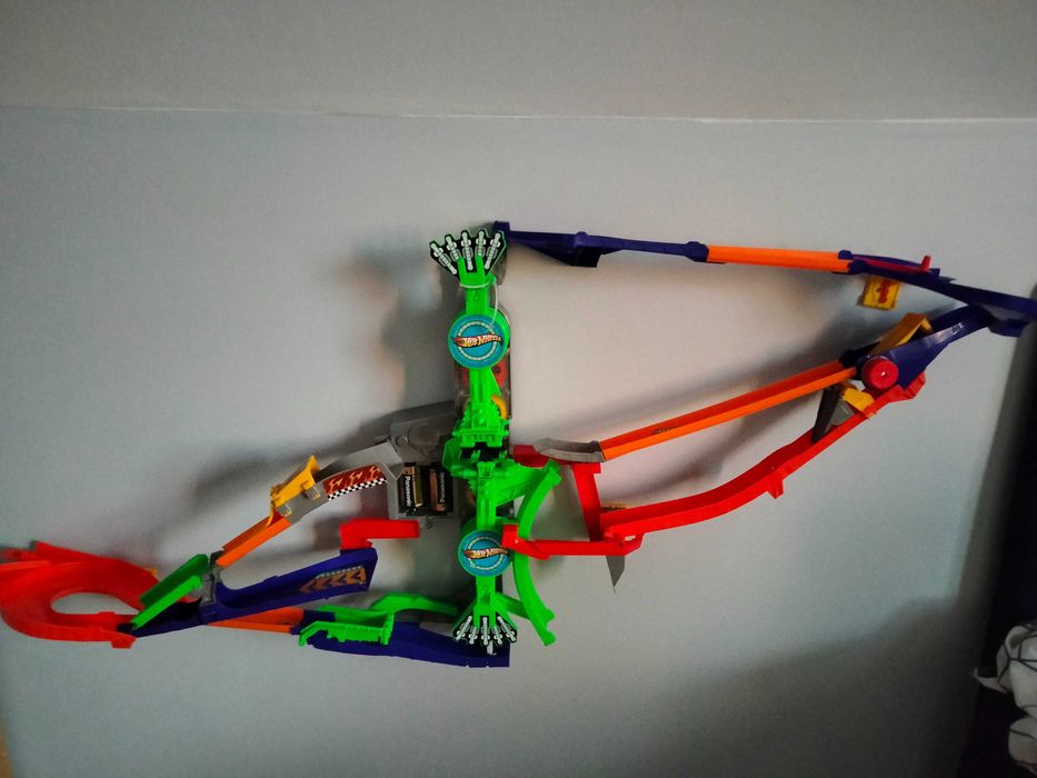 HOT WHEELS tor ścianowy ROTO układ X9321