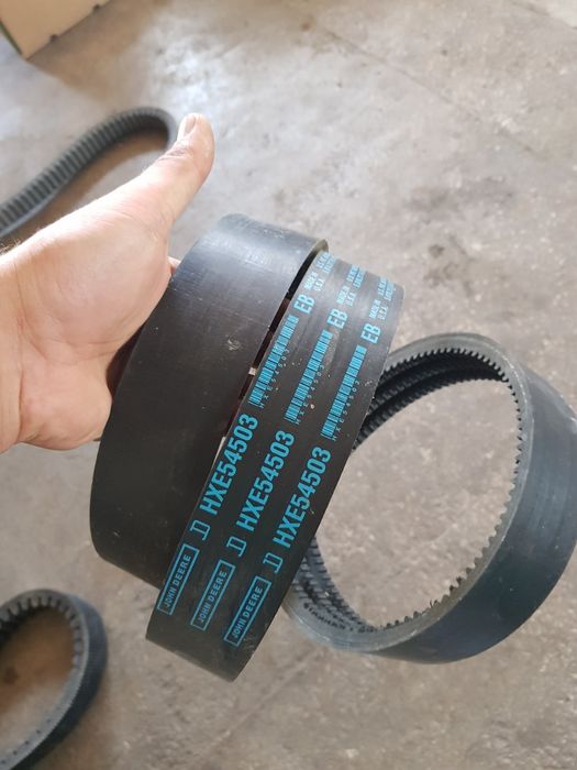 Нові ремні, паси з комбайна John deere s690. Оригінал John deere.