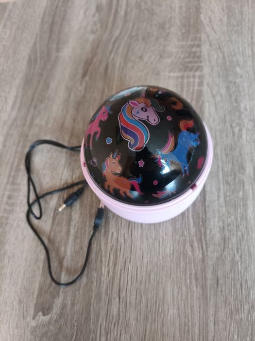 Lampka nocna z projektorem LED jednorożec konie