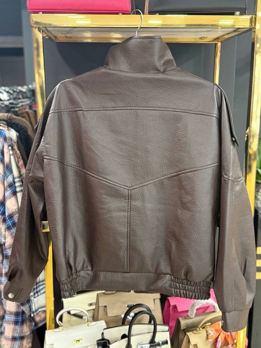 Шкіряна куртка бомбер