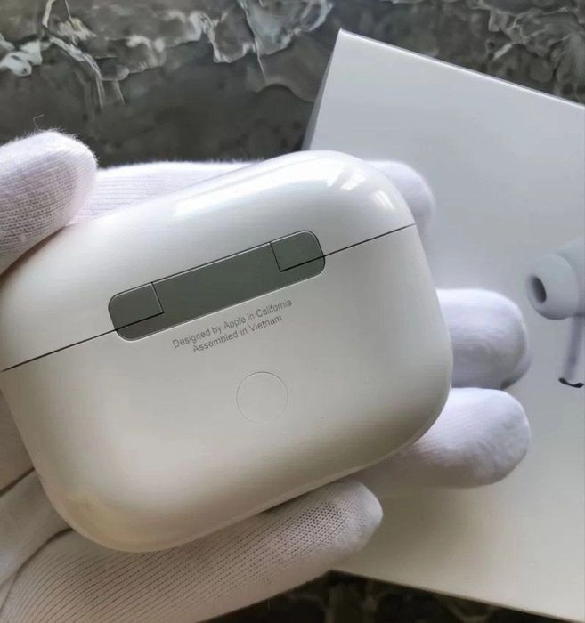 Apple AirPods Pro 2 + Чохол і Бонусний подарунок