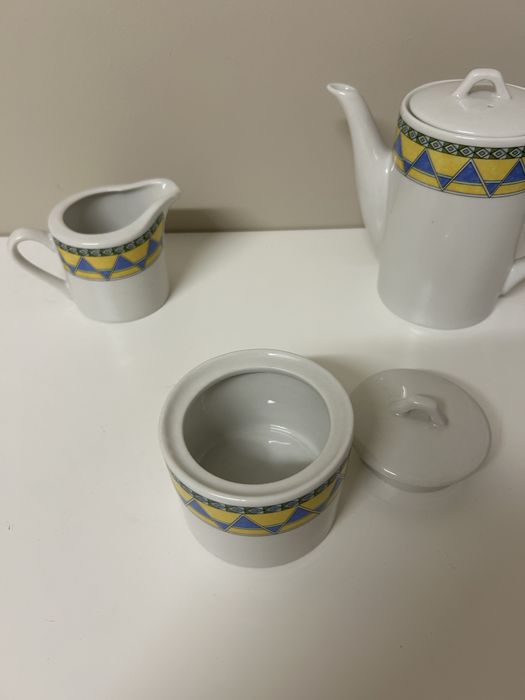 Porcelain Tea/Coffee Set423491387272079362
