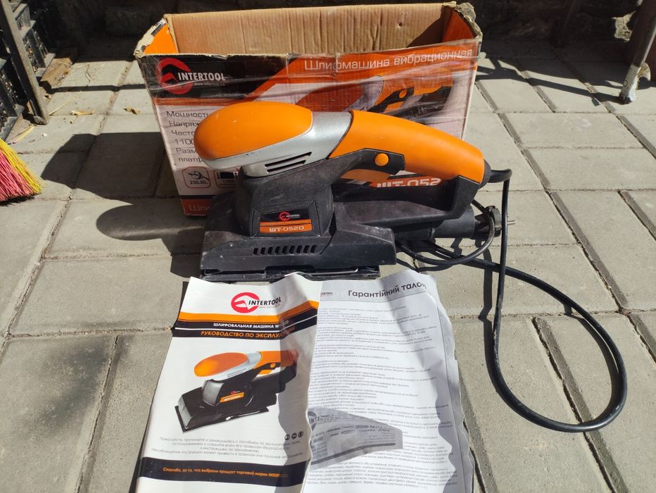 Продам шліфмашину вібраційну INTERTOOL