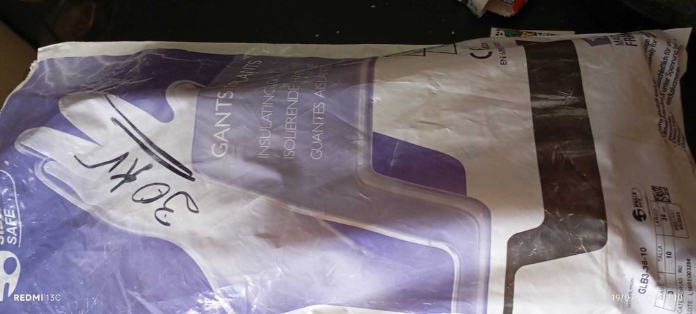 Luvas isolantes de 30Kv Novas