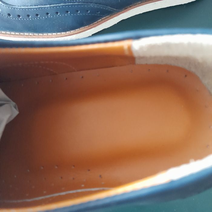 Sapatos clássicos-desportivos em pele sola ultra leve