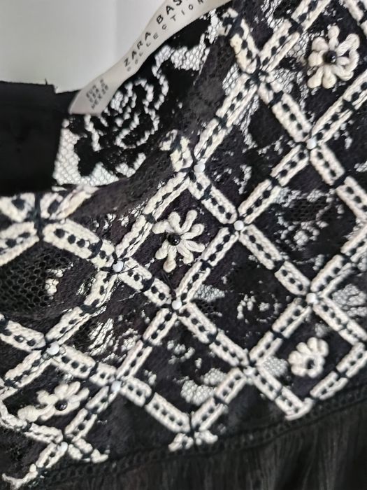 Blusa em branco e preto S. Da Zara. Sem uso.