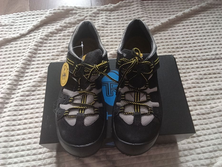 Buty robocze nr 42 27,5