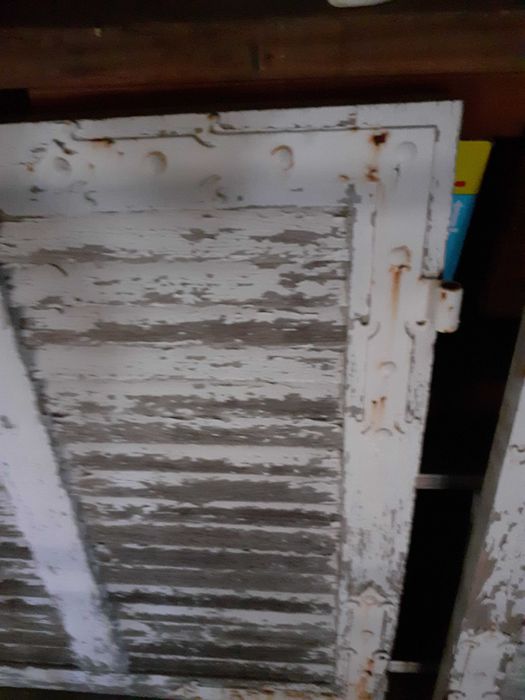 Portada em madeira para restauro