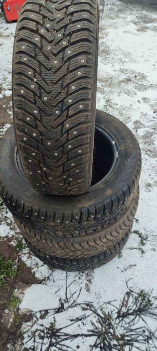 Шини 205/60/16 б/в