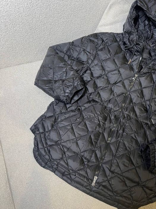 Куртка Moncler! розмір L! Нова з бірками! Розпродаж люксових речей!
