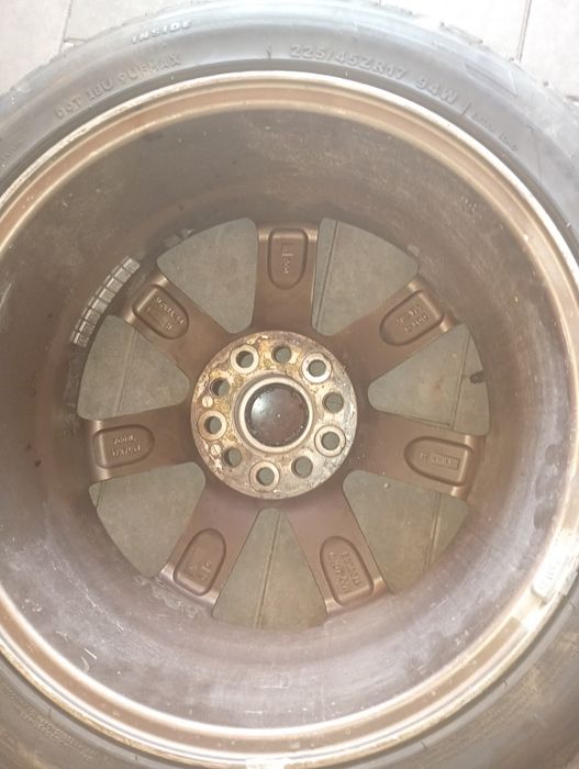 Sprzedam opony do samochodu  Subaru impreza sprzedam całość