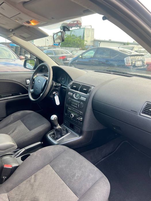 Na Sprzedaż Ford Mondeo 1.8B/bez rdzy/zadbany/klima dziala/ manual
