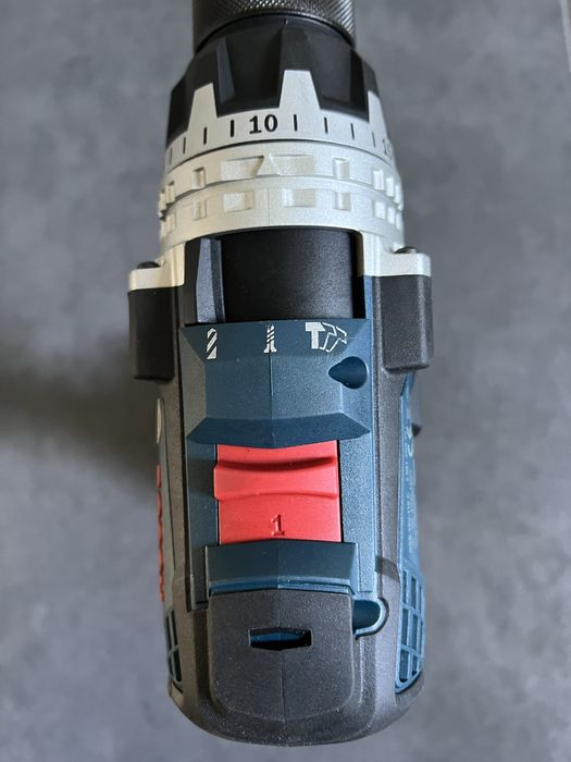 Безщітковий акум.Ударний шуруповерт Bosch GSB 18V-110C