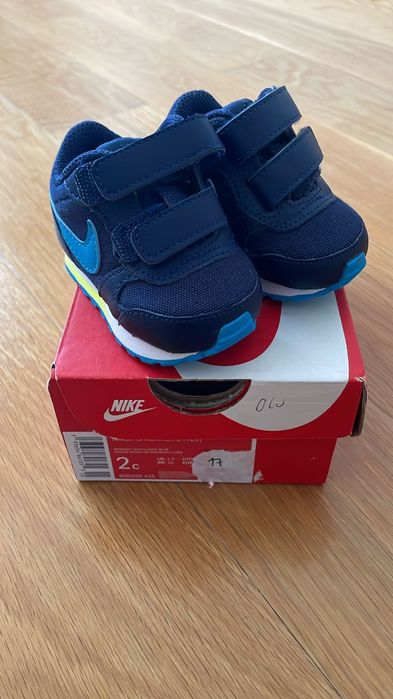 Ténis bebé nike novos na caixa