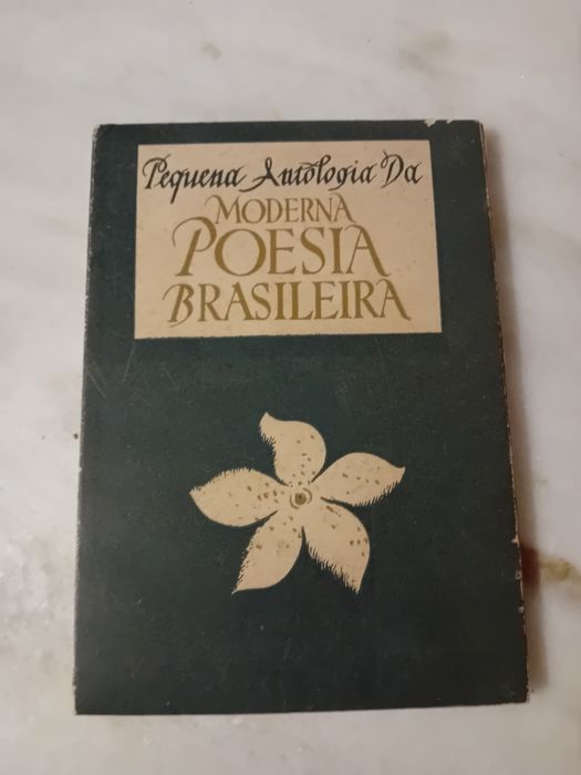 Livro Antigo Pequena Antologia da Moderna Poesia Brasileira