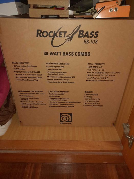Ampeg Rocket Bass 108