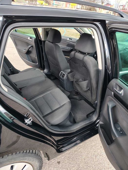 VW Golf VI  1,6tdi у дуже гарному стані