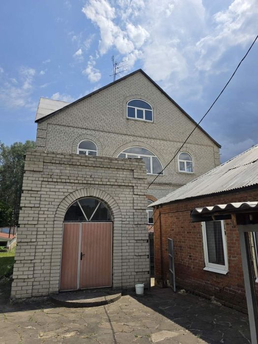 Продам домовладение в г. Чугуев