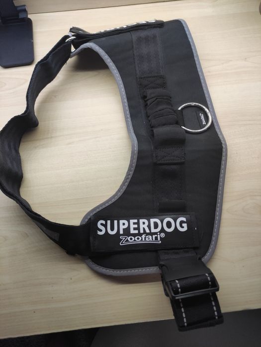 Продам новую  шлейку Zoofari для большой собаки