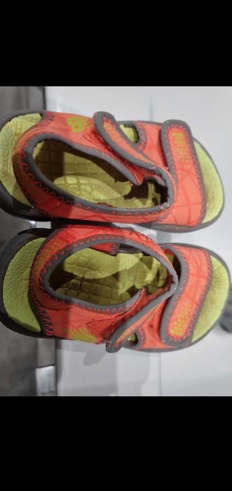 Sandałki piankowe New Balance