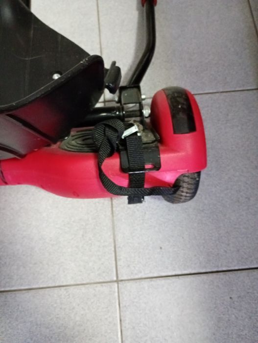 Hoverboard com kart