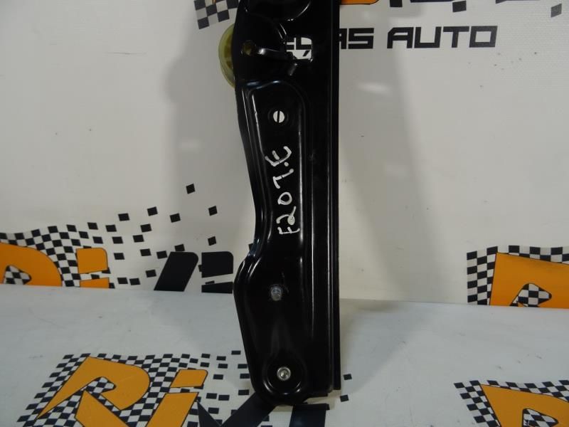 Elevador vidros trás esquerdo BMW 1 (F20)