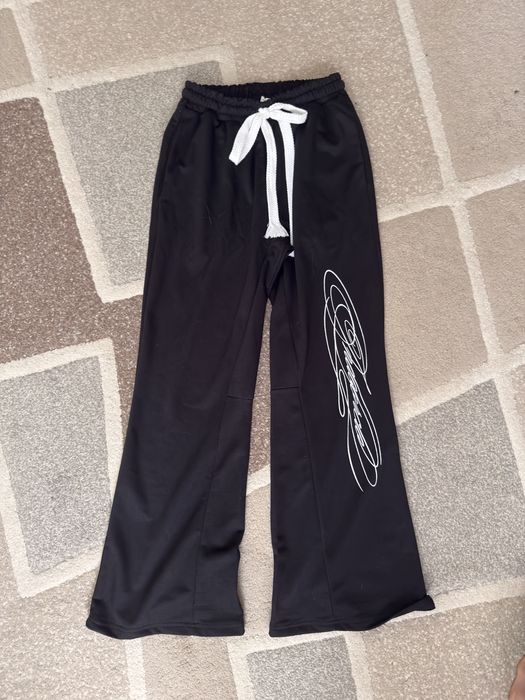 flared pants black
