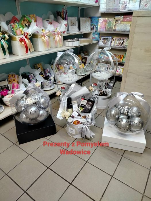 Boxy słodkościowe ,na podziękowania ,box balonowy ,świadek ,świadkowa