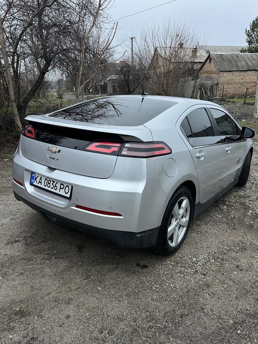 Chevrolet volt hybrid