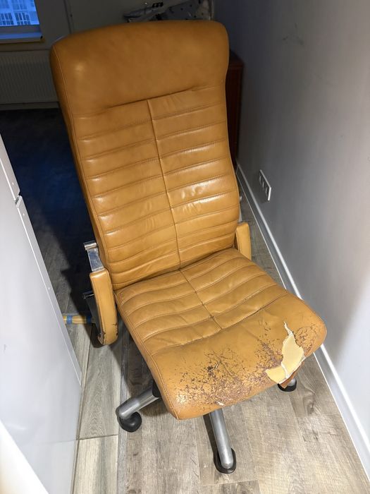 Крісло офісне вживане