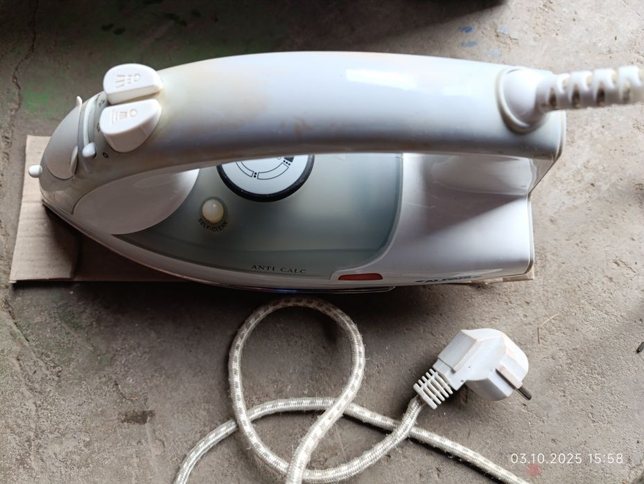 Праска, утюг Alpari Steam Iron IS-2071 NC