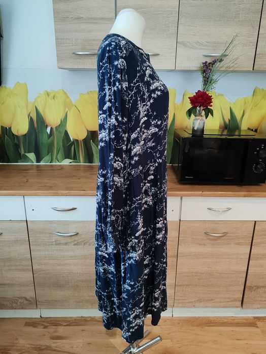 Wygodna granatowa sukienka midi VRS rozmiar ok 44/46 wiskoza