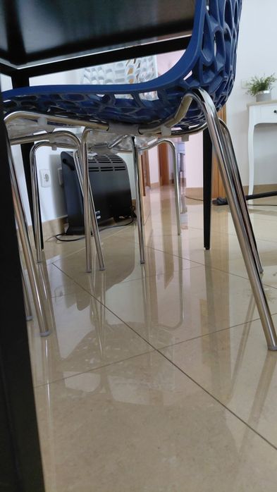Conjunto Mesa + cadeiras