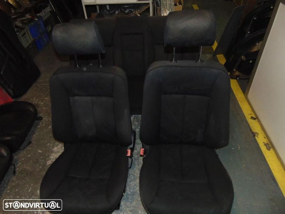 Mercedes E W210 conjunto de estofos